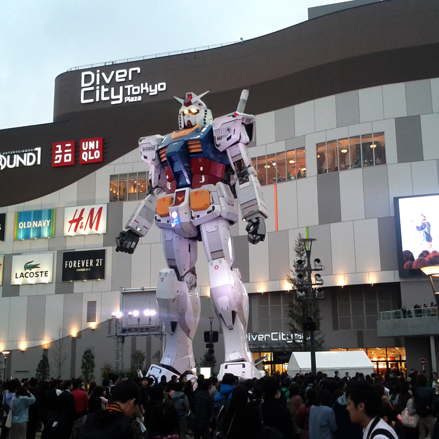 Giant Gundam robot at Diver City, Odaiba, Tokyo