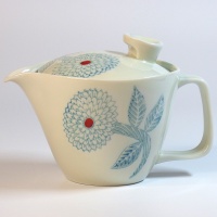 Blue Dahlia Japanese teapot with infuser