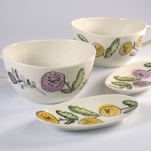 Purple and yellow aster flower design soup cups and spoon rests