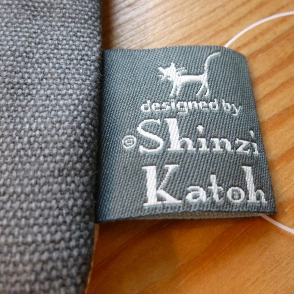 Shinzi Katoh Black Cat pencil case - label detail