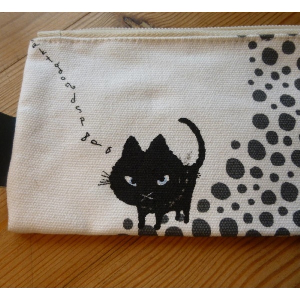 Shinzi Katoh Black Cat pencil case - back detail
