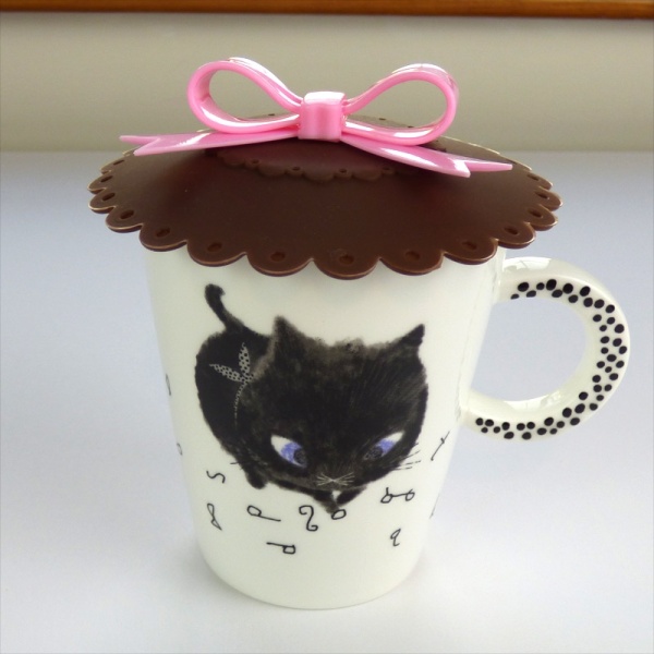 Cupcake style cup cover - brown