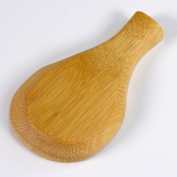 Wooden scoop for salt storage pot
