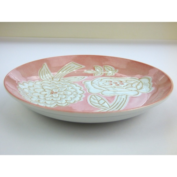 Pink Japanese flower pattern plate