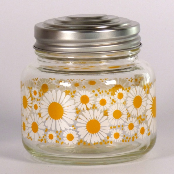 Retro Storage Jar Marguerite with pretty daisy design and metal lid