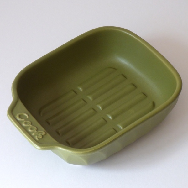 Olive green ceramic gratin / grill dish without lid