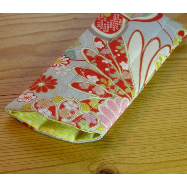 Handmade quilted glasses cases in traditional Japanese fabric