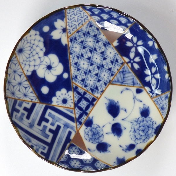 Small Japanese plate with kimono fabric patchwork design in blue and white