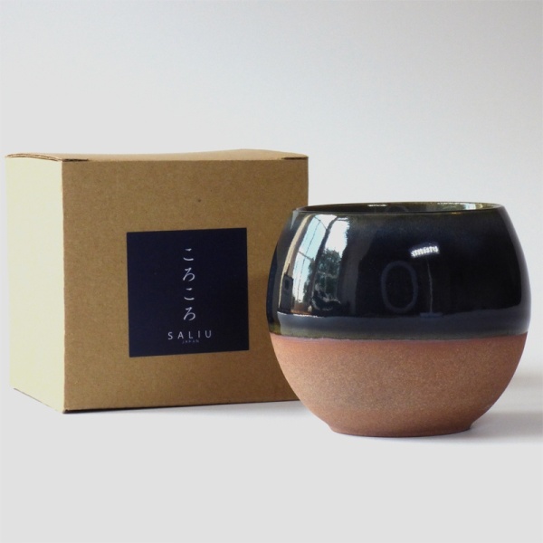 Dark blue 'Korokoro' Japanese tea cup with individual box