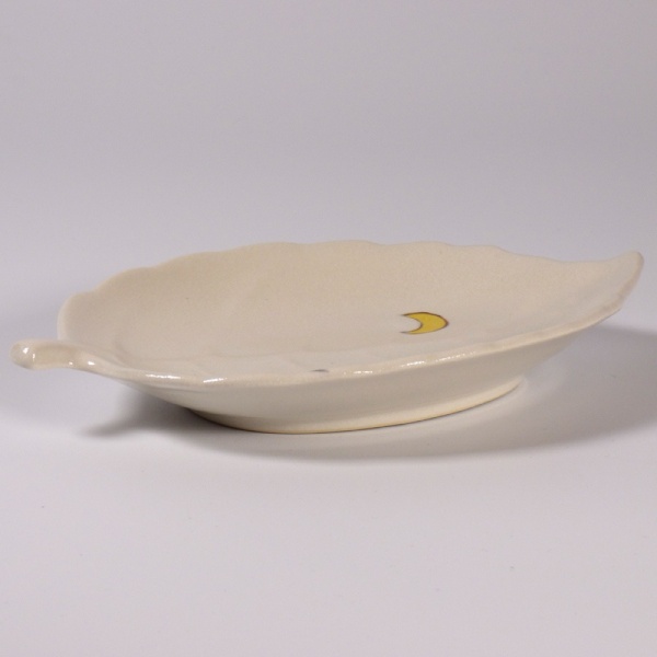 Leaf shaped mini plate with Moon Rabbit design