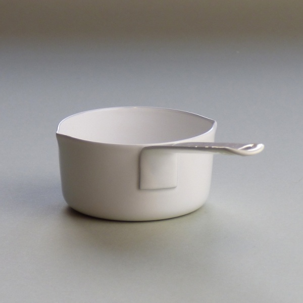 White enamel measuring cup 50ml