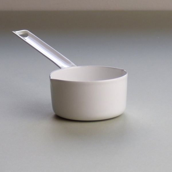 White enamel measuring cup 50ml