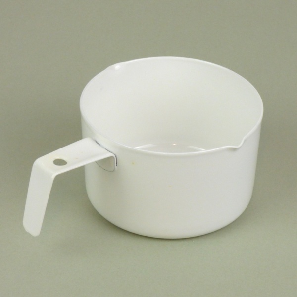 White enamel measuring scoop, 200ml