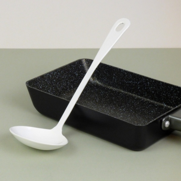 White enamel mini ladle with tamagoyaki pan