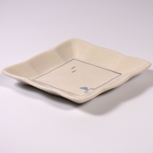 Square mini plate with boat and seagulls design