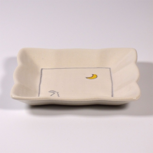 Square mini plate with rabbit and moon design