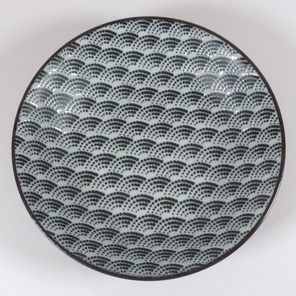 Monochrome Qinghai wave pattern shallow bowl