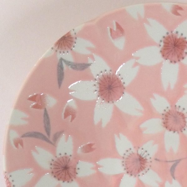 'Sakura Temari' ceramic dish in Pink, close up of pattern