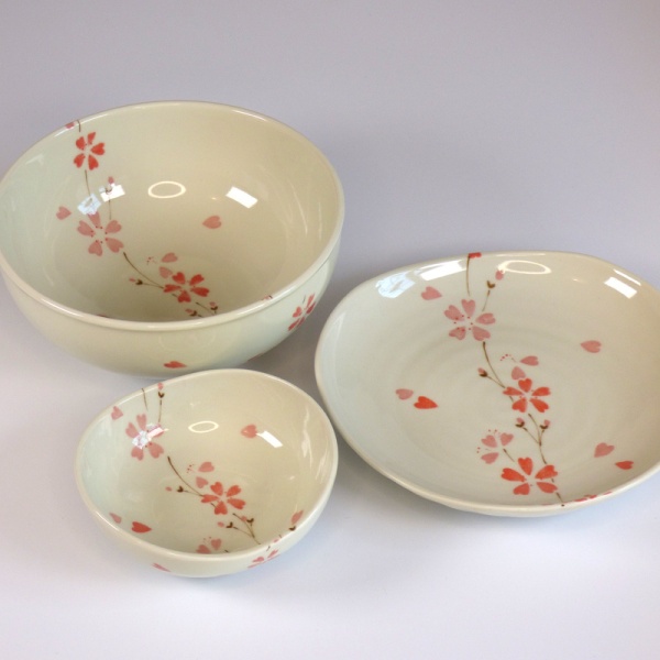 Set of Sakura design Japanese dishes