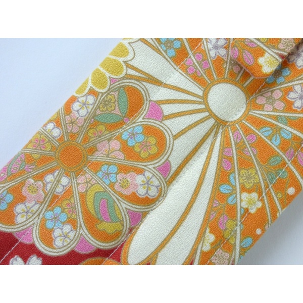 Sunglasses case front side Japanese fabric close up
