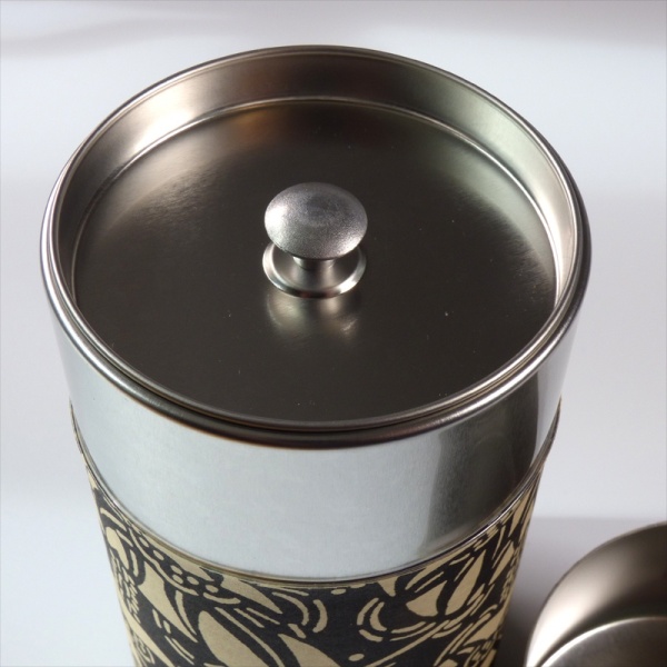 Inner lid of traditional style Japanese tea caddy