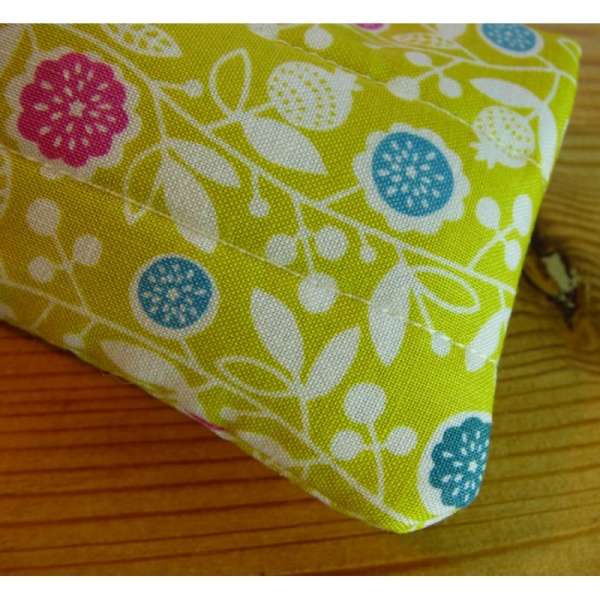 Handmade quilted glasses case in yellow vine floral print - detail