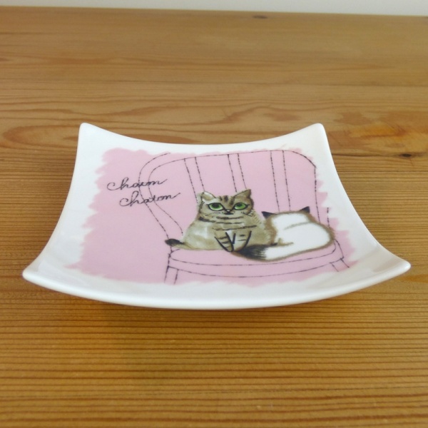 Kitten design square plate profile