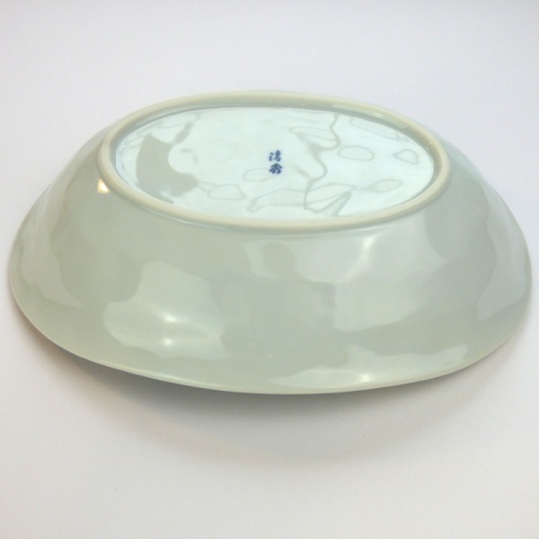 Underside of Blue Blossom pattern Japanese ceramic oval bowl