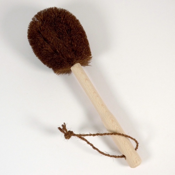 Large Tawashi all natural washing up brush with wooden handle