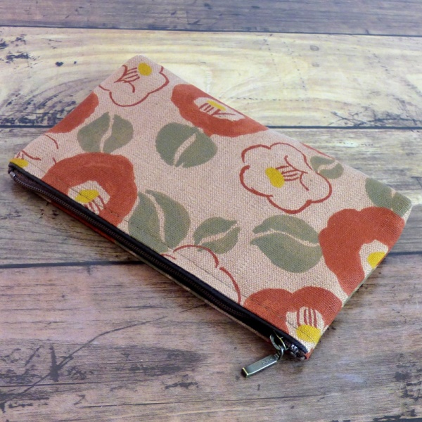 Canvas zip bag with Camellia design