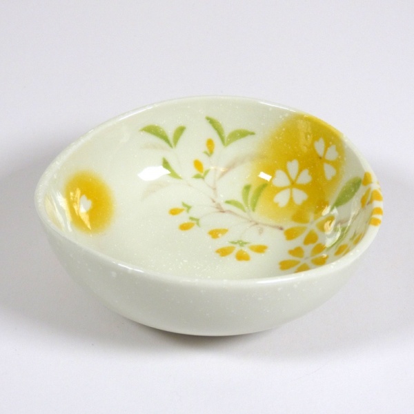 'Petal' porcelain bowl in yellow