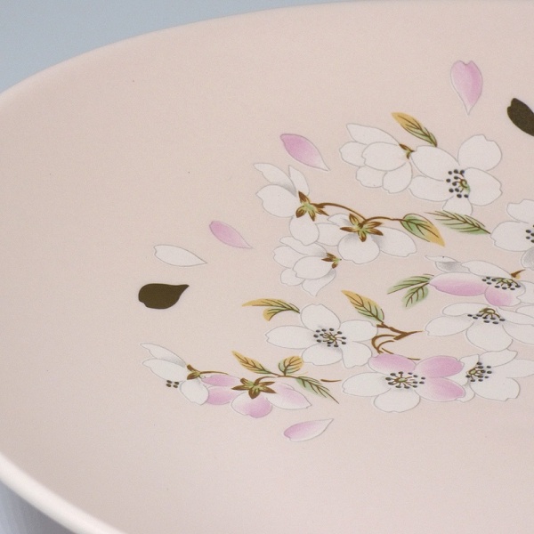 Close up of the delicate Sakura plate design