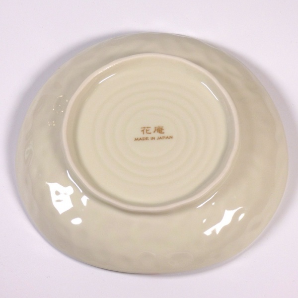 Underside 'Sakura' design side plate
