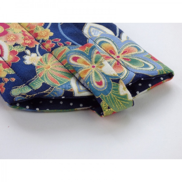 Sunglasses case in dark blue traditional Japanese fabric - close up of top fastening