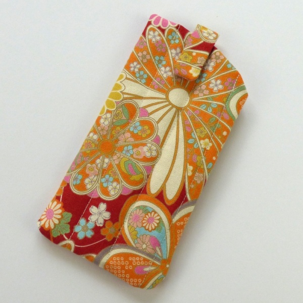 Sunglasses case in red traditional Japanese floral fabric