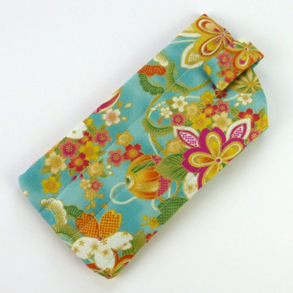 Sunglasses case in turquoise blue traditional Japanese fabric