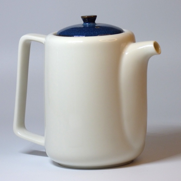 Japanese teapot on sale because of small imperfection