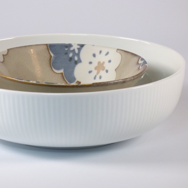 White Japanese ceramic pasta bowl with Snowball Flower bowl